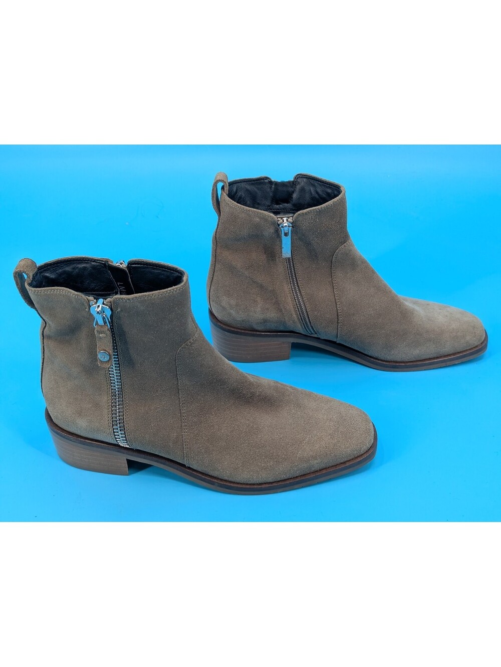 Aquatalia Colbie taupe suede ankle boots NWOB Was $550 Size 10 Made IN Italy
